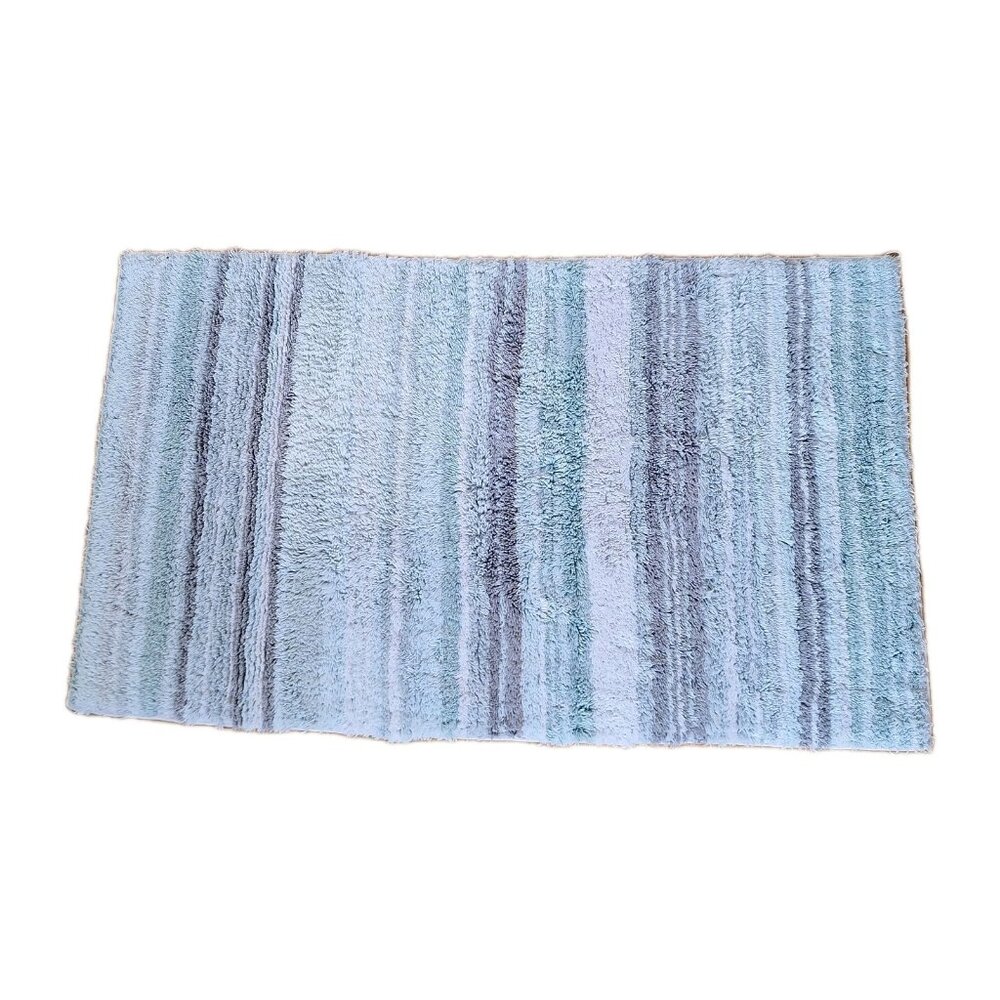 DKNY STRIPED BATH MAT 19 X 32